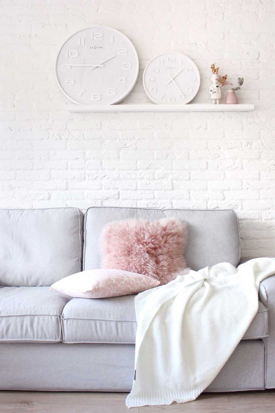 Nextime Wanduhr 35 cm Ø Holz • Modernes Design • Nachhaltiges Holz