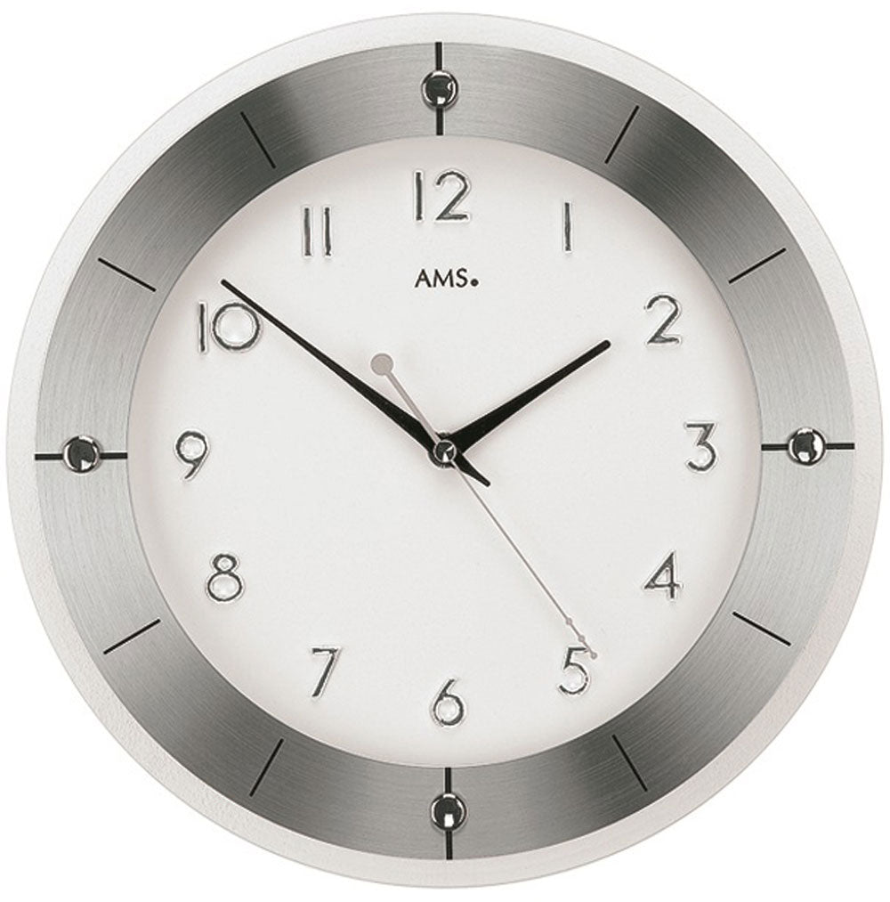 AMS Wanduhr 31x31x4 cm Aluminium • Klare Zeitanzeige • Modernes Design