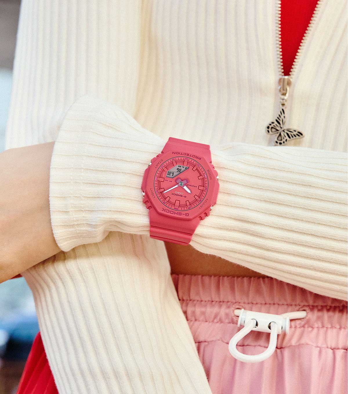 Casio G-SHOCK GMA-P2100-4A Damen Uhr • Quarz-Uhrwerk • Stoßfest & 200m Wasserdicht