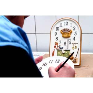 Horloge murale Terrastudio 24x22 cm • Horloge à balancier • Motif de cuisine