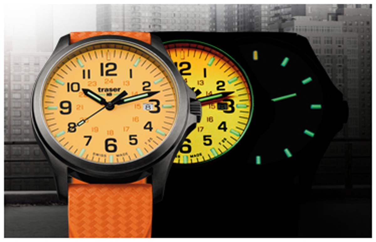 Traser P67 Officer Pro 107423 Men's Watch • Swiss Made Quartz Movement • trigalight Illumination