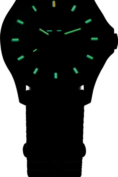 Traser P67 Officer Pro 107426 Watch • Swiss Made Quartz • trigalight Technology
