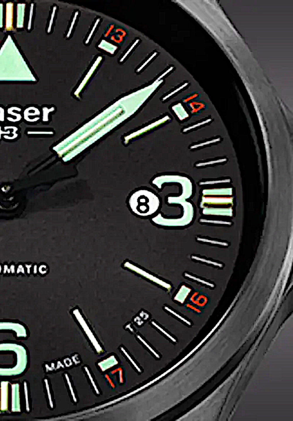 Traser P67 Officer Pro 108075 Men's Watch • Swiss Automatic • trigalight