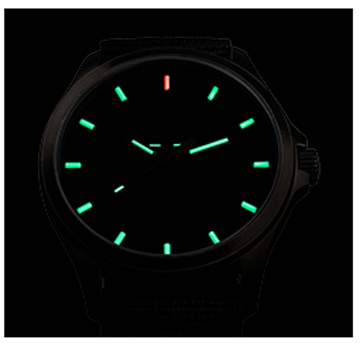 Traser P67 Officer Pro TRASER-108647 Unisex Watch • Swiss Quartz • Sapphire Glass