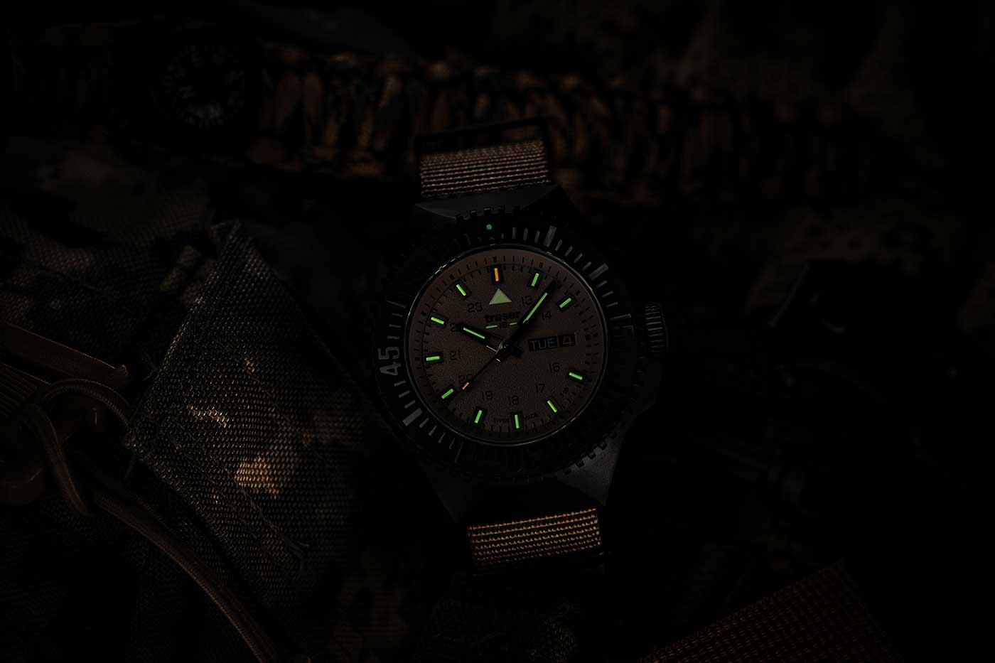 Traser P69 Black Stealth 109860 Men's Watch • trigalight technology • Swiss Made quartz movement