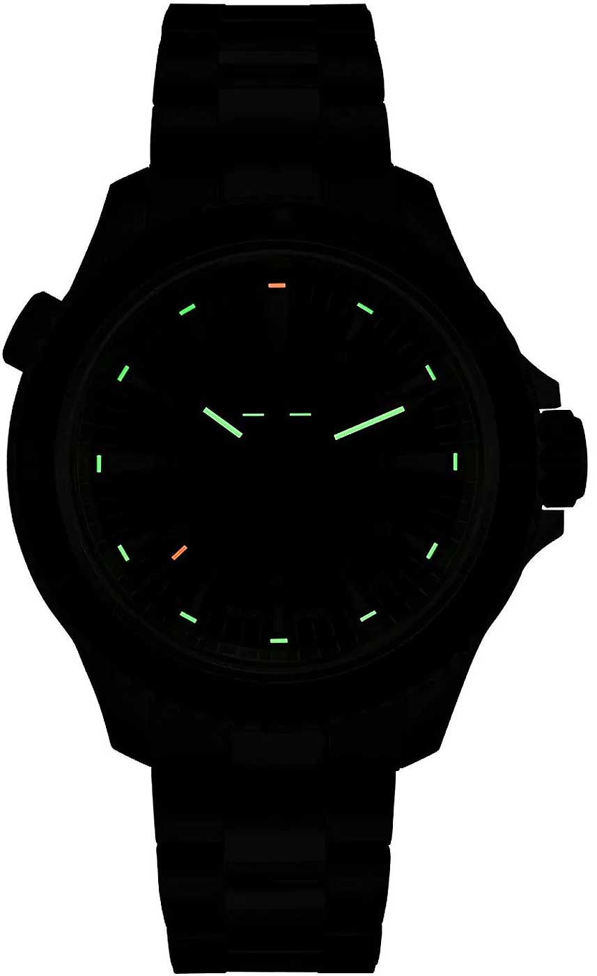 Traser P67 Diver Automatic Black 110324 Men's Watch • Swiss Made Automatic Movement • trigalight Technology