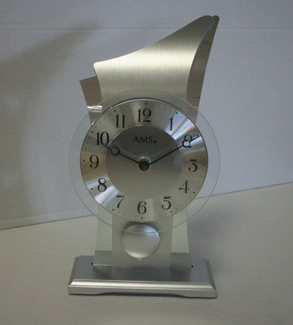 Horloge de table AMS 26x14x12 cm Bois • Mouvement à quartz • Avec balancier