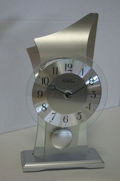 Horloge de table AMS 26x14x12 cm Bois • Mouvement à quartz • Avec balancier