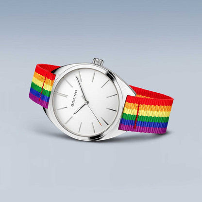 Bering Freedom 127220-40-000 Uhr • Kratzfestes Saphirglas • Feines Milanaise-Armband