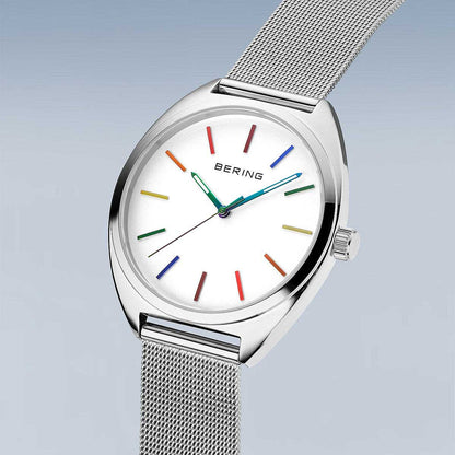 Bering Freedom 127220-40-004 Uhr • Kratzfestes Saphirglas • Feines Milanaise-Armband