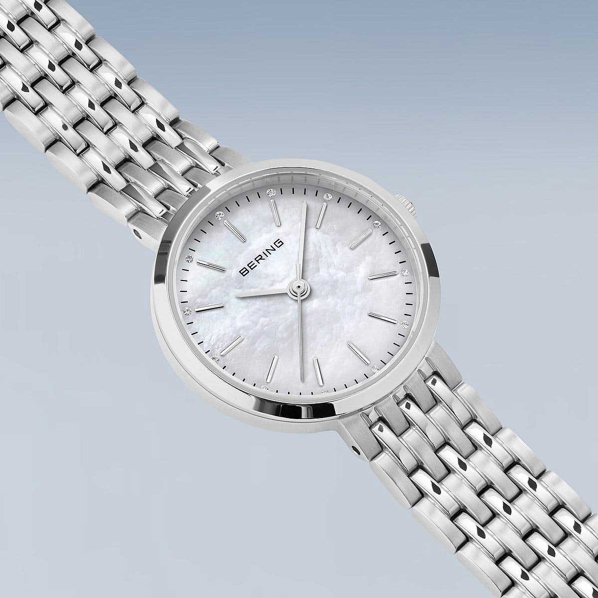 Bering Classic 19126-700 Ladies' Watch • Scratch-resistant sapphire crystal • Mother-of-pearl dial