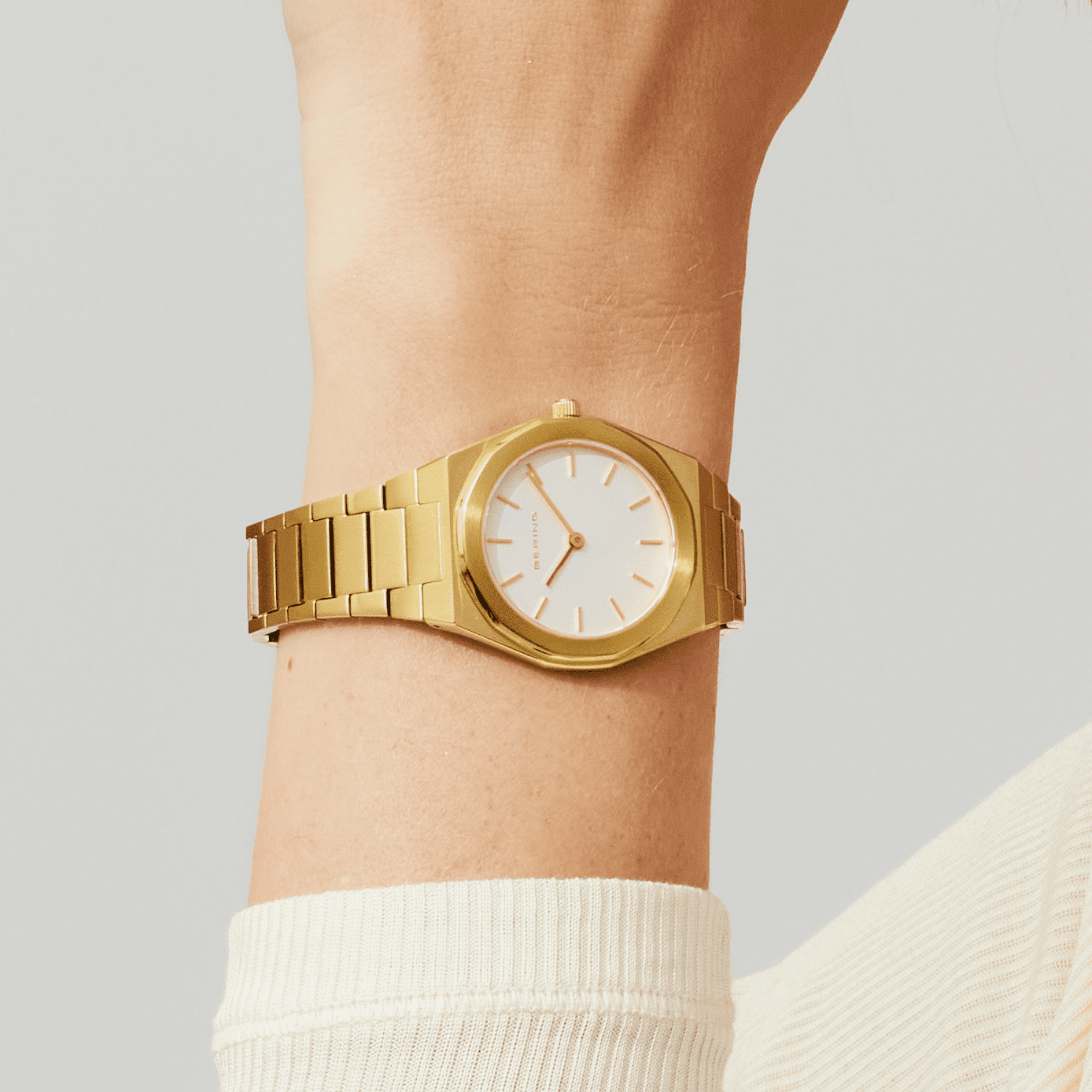 Bering Classic 19632-730 Women's Watch • Scratch-Resistant Sapphire Glass • Ultra-Thin Design