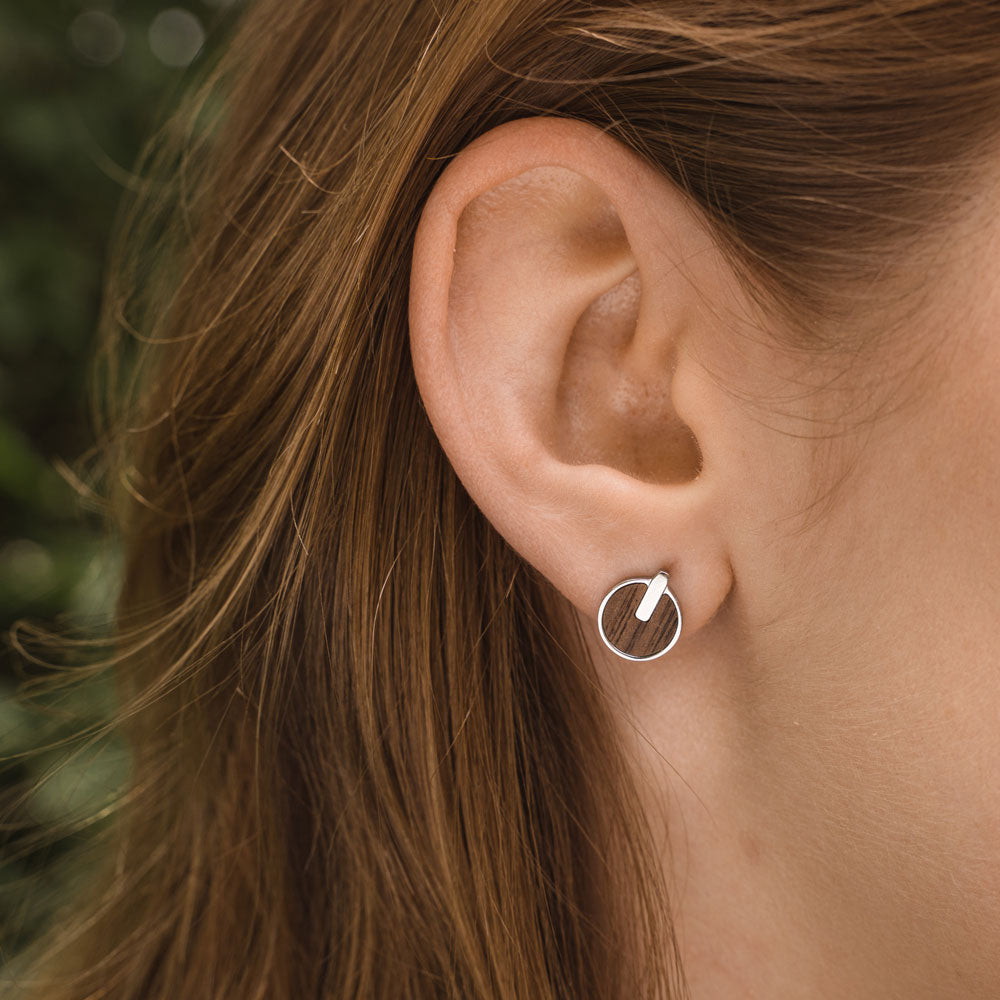 Opacity Earrings round with wood element - Wood Core Model: Jewelry