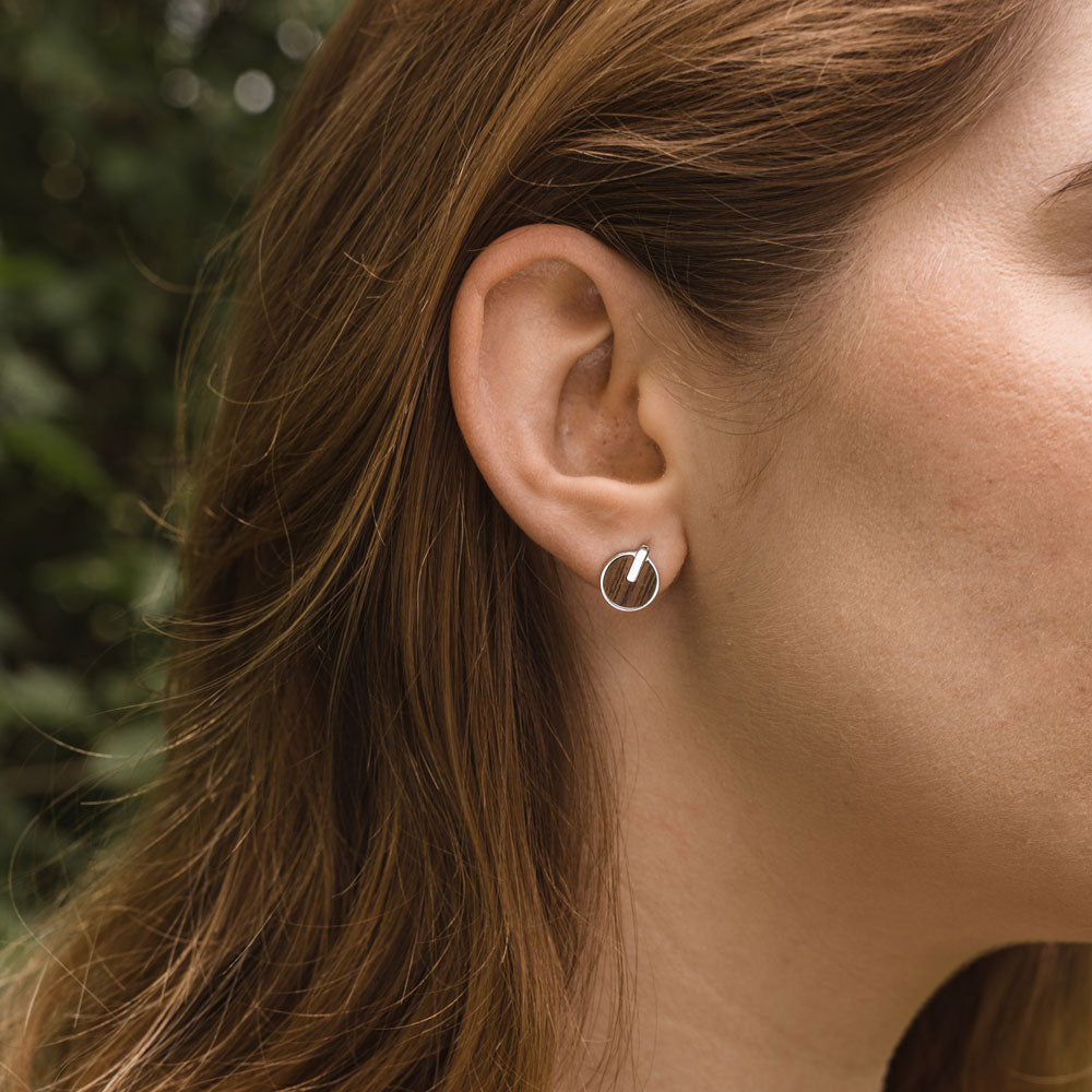 Opacity Earrings round with wood element - Wood Core Model: Jewelry