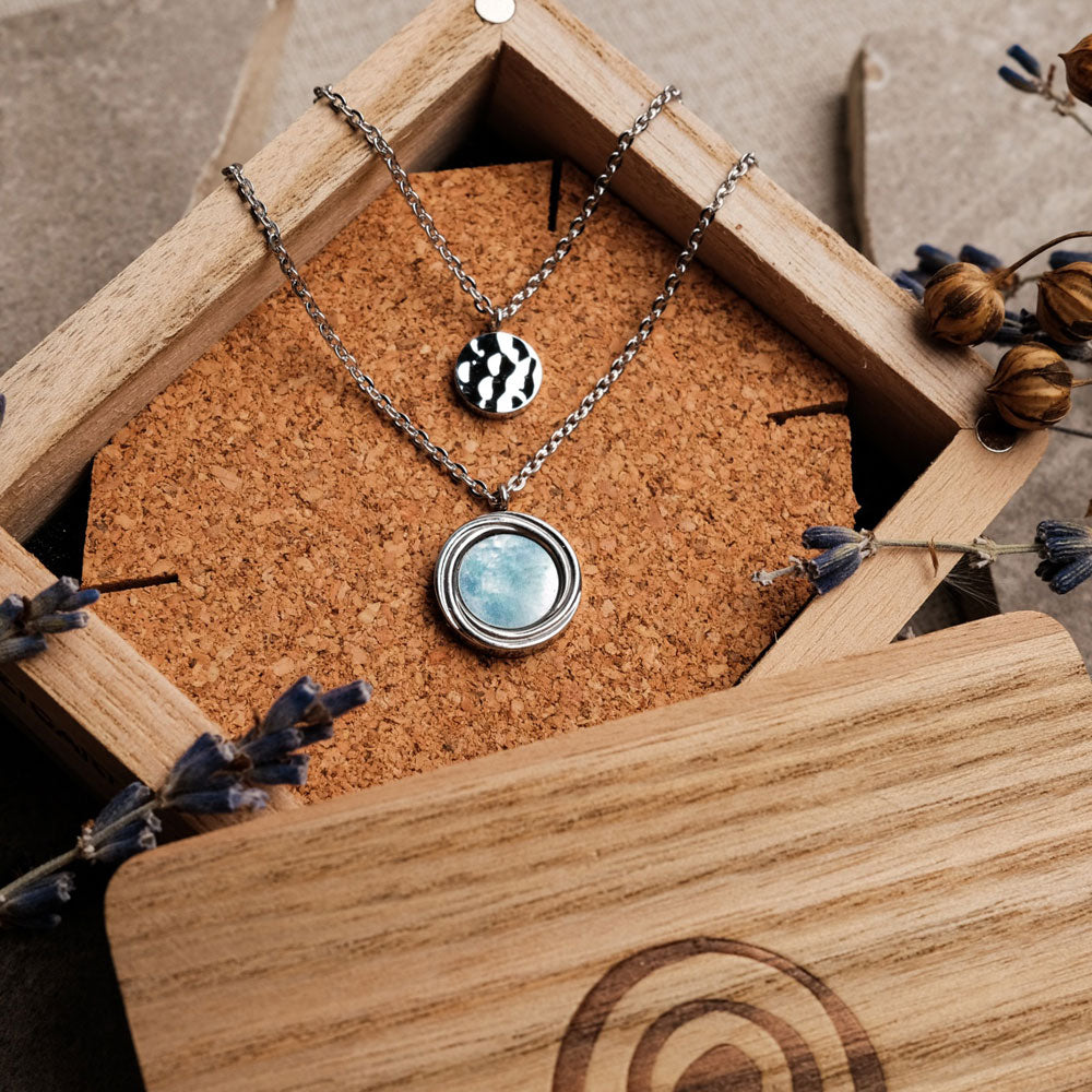 Zendala Layering-Halskette Perlmutt/Silber - Holzkern Modell: Jewelry