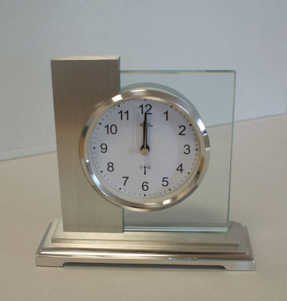 AMS Table Clock 16x17x6 cm Metal • Modern Radio Movement • Elegant Design