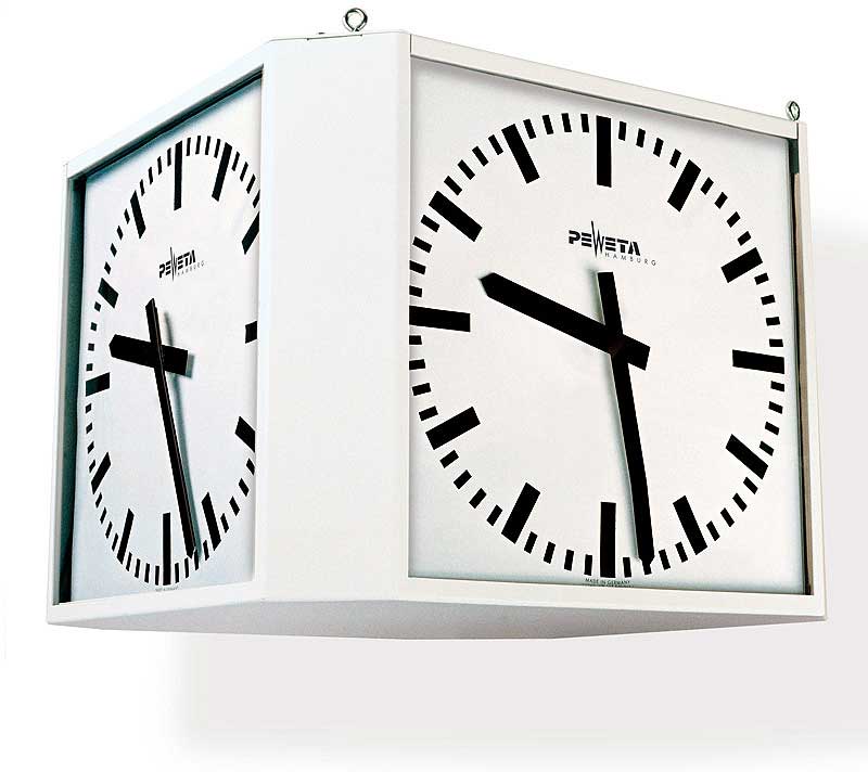 Horloge murale Peweta 56,5x56,5x56,5 cm métal • Quatre faces • Radiopilotée
