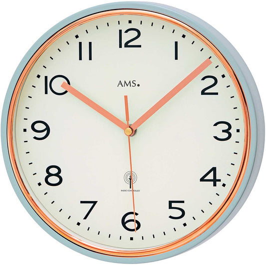 AMS Wall Clock 25x25x5 cm Metal • Radio Controlled • Precise UTS Movement