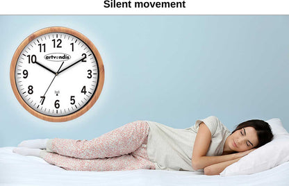 Horloge murale AMS 30x30x4,5 cm plastique • Radio-pilotée • Silencieuse