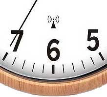 Horloge murale AMS 30x30x4,5 cm plastique • Radio-pilotée • Silencieuse