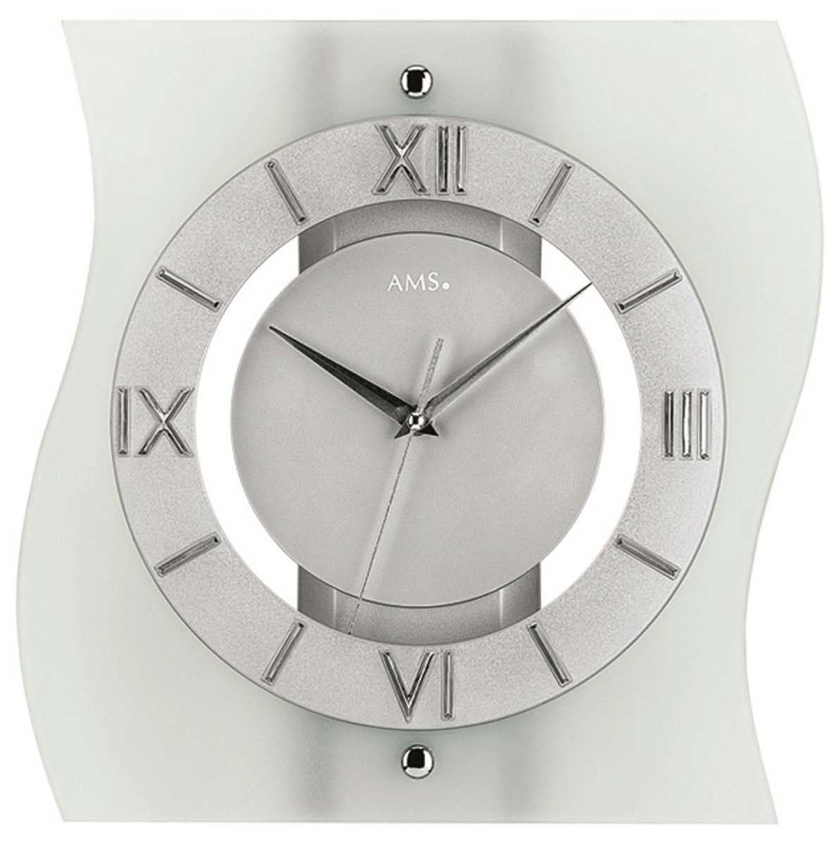 AMS Wall Clock 30x32 cm Wood • Radio-Controlled • Timeless Design