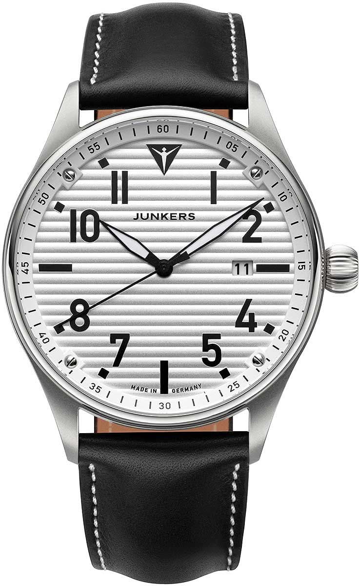 Montre pour homme Junkers Flieger 9.02.03.03 • Verre saphir • Cadran en tôle ondulée