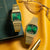 Zwei Casio Vintage Uhren mit grünem Zifferblatt und goldfarbenem Metallband