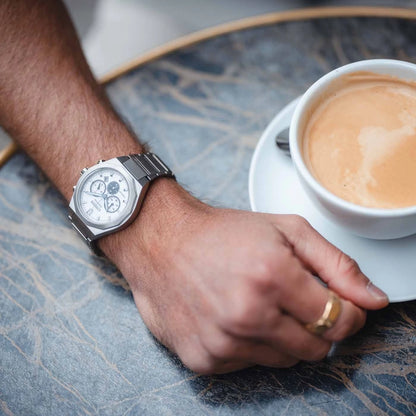 Citizen CA4690-51A Herrenuhr • Eco-Drive • Super Titanium