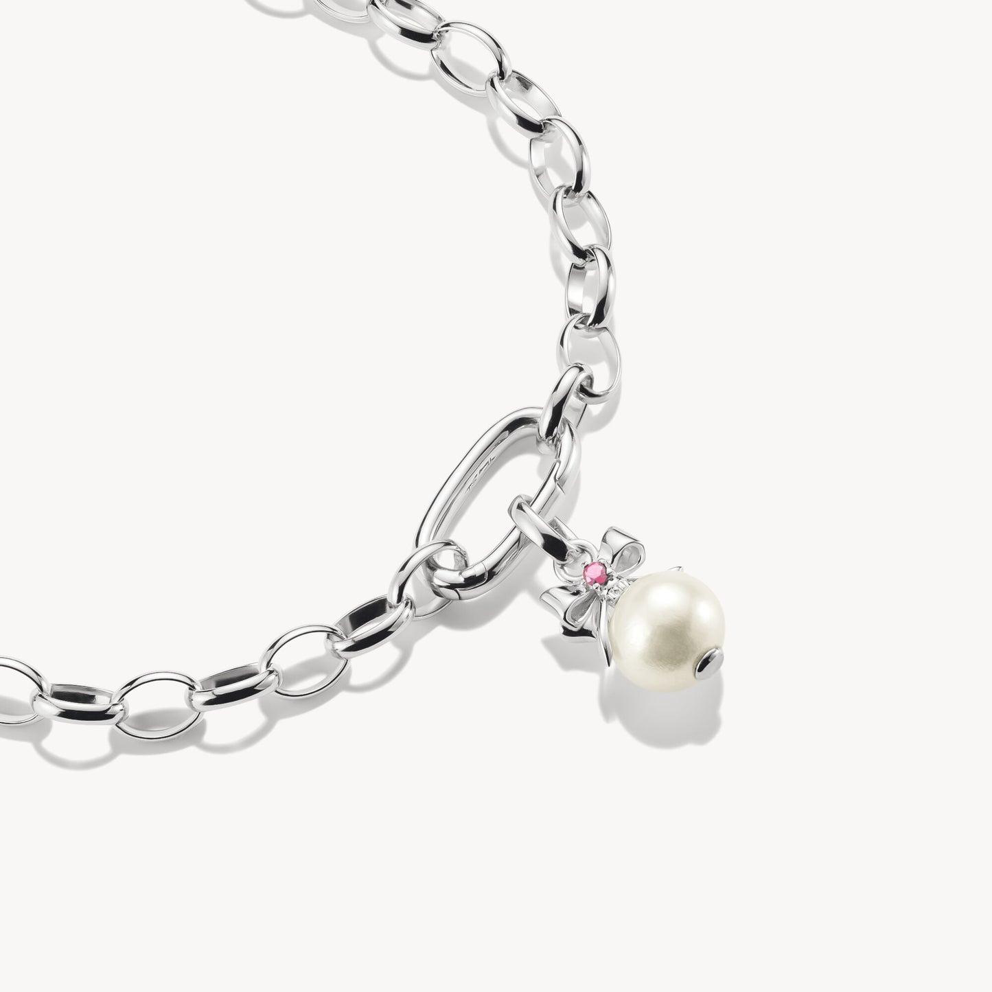 Charm Pendant Pearl with Bow - THOMAS SABO Model: CC1323-X-14