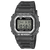 Czarny zegarek cyfrowy Casio G-Shock z dużym wyświetlaczem i karbowaną ramką ochronną
