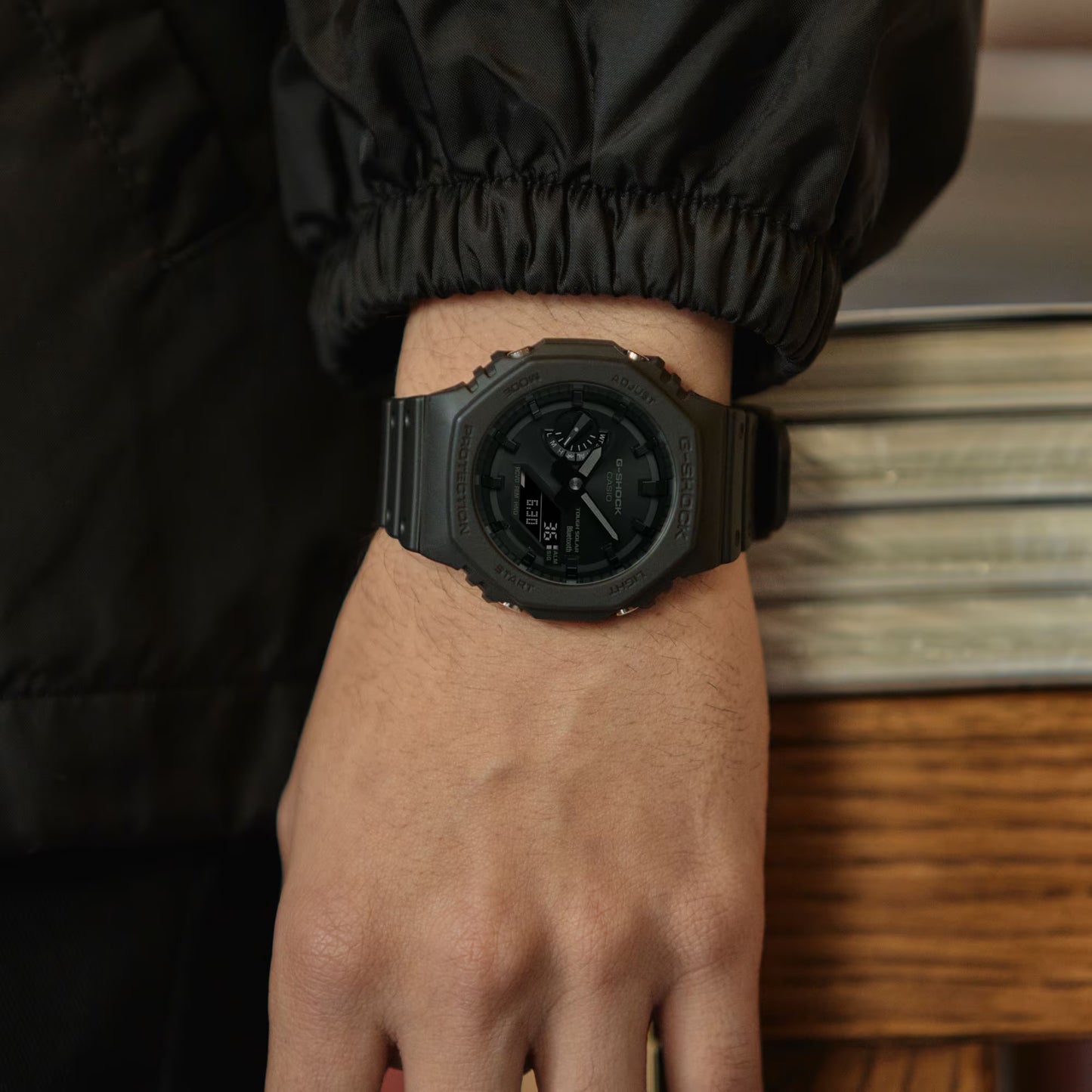 Montre Homme Casio G-Shock GA-B2100-1AER • Solaire • Bluetooth • Étanchéité 20 Bar