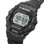 Smartwatch G-SHOCK z boku: czarny wyświetlacz, przyciski i żółta kontrolka statusu