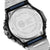 Tylna część koperty męskiego zegarka Casio G-Shock z nadrukiem i obudową ze stali nierdzewnej w kolorze srebrnym