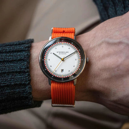 Montre pour homme Sternglas Naos S01-NA01-PR01 • Mouvement à quartz • Verre saphir