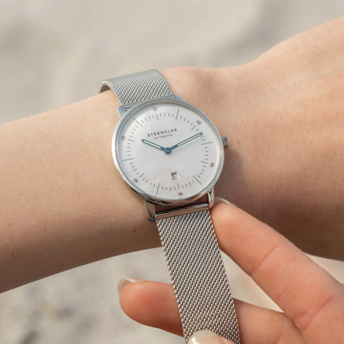 Sternglas Naos XS S01-NDP01-MI01 Damenuhr • Saphir • 33mm