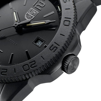 Luminox Pacific Diver XS.3121.BO.1 Watch • LLT Luminosity Technology • Robust Carbonox