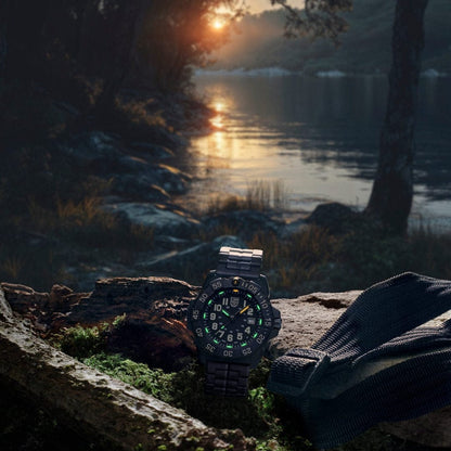 Luminox Navy SEAL XS.3510 Men's Watch • LLT Light Technology • Robust CARBONOX™