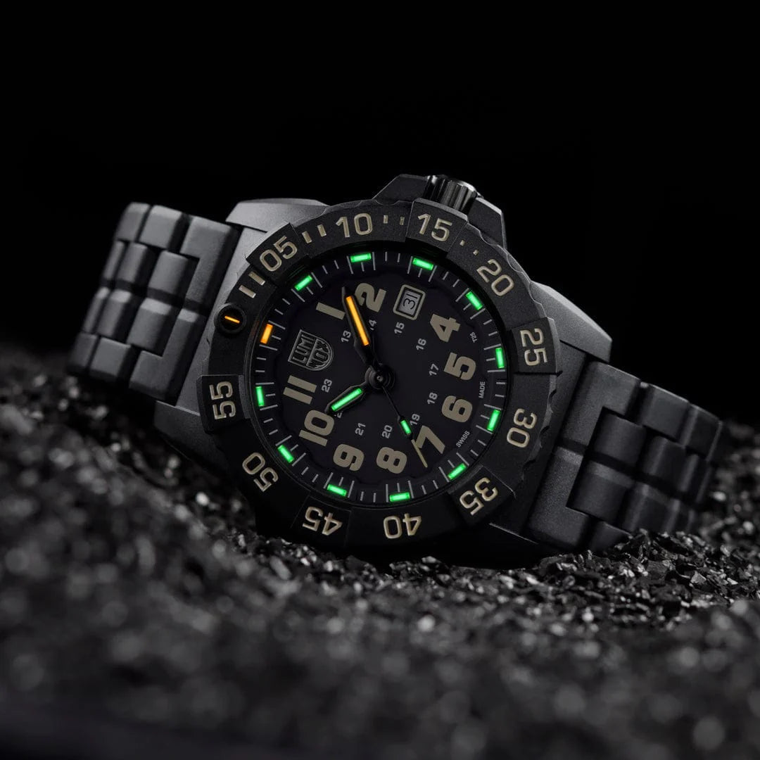 Luminox Navy SEAL XS.3510 Men's Watch • LLT Light Technology • Robust CARBONOX™