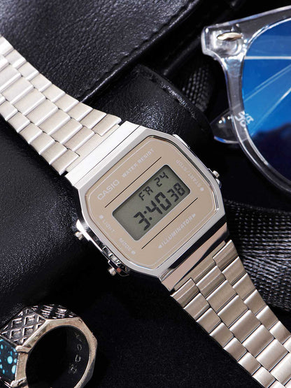 Casio Vintage A168WEM-7EF Watch • Iconic retro design • Includes stopwatch function