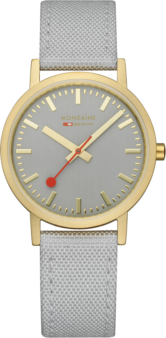 Montre Mondaine Classic A660.30314.11SBBV • Design d'horloge de gare suisse • Mouvement à quartz