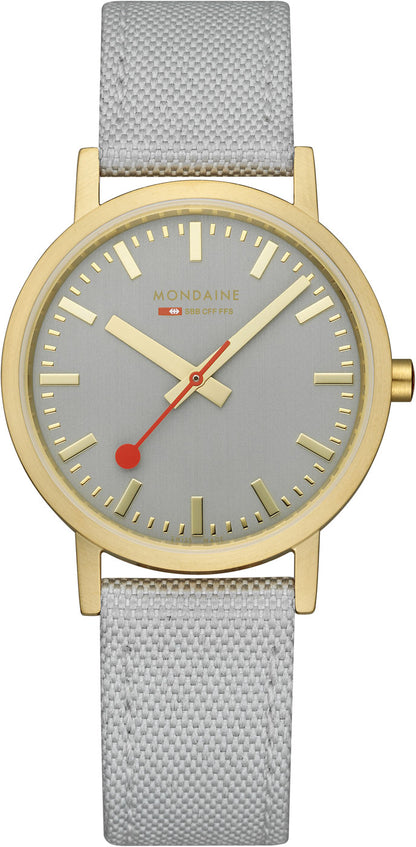 Montre Mondaine Classic A660.30314.11SBBV • Design d'horloge de gare suisse • Mouvement à quartz