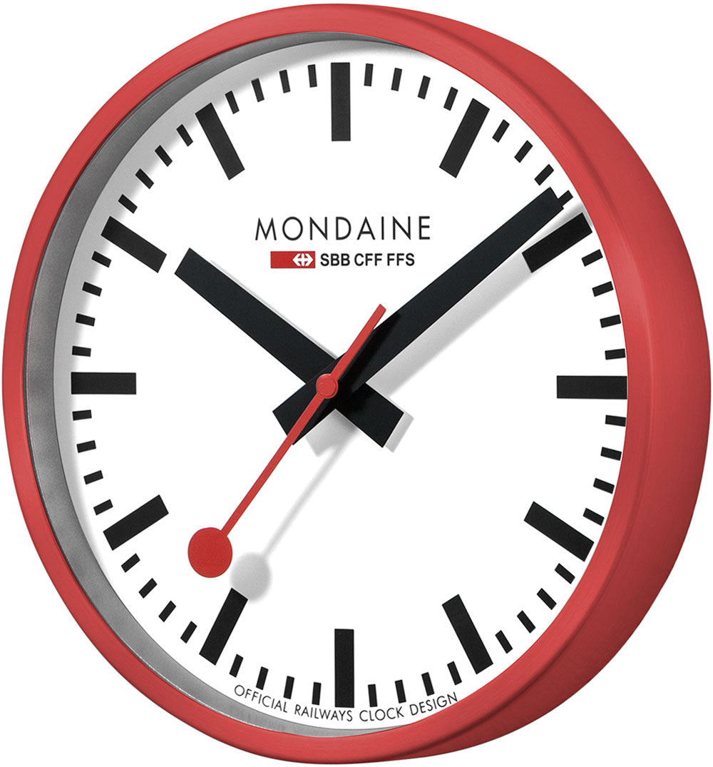 Horloge murale Mondaine 25 cm Ø aluminium • Design industriel • Qualité suisse