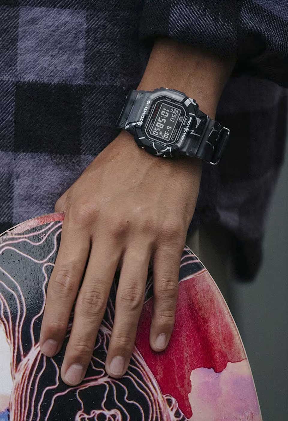 Casio G-Shock Street Spirit DW-5000SS-1 Herren Uhr • Robustes Quarzwerk • 20 Bar Wasserdicht