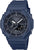 Zegarek męski Casio G-Shock w kolorze niebieskim z ciemną tarczą i silikonowym paskiem, widok z boku