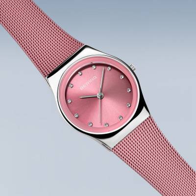 Bering Classic 12927-989 Damenuhr • Kratzfestes Saphirglas • Feines Milanaise-Armband