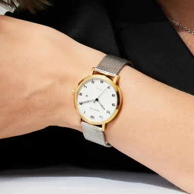 Bering Titanium 18634-010 Damenuhr • Kratzfestes Saphirglas • Ultraleichtes Titanium