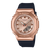 Damski zegarek G-Shock z kopertą w kolorze różowego złota i czarnym silikonowym paskiem