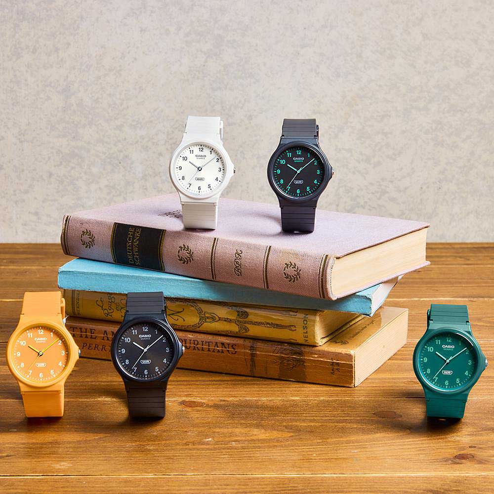 Casio Collection MQ-24B-9BEF Damenuhr • Nachhaltiges Bio-Resin • Retro-Design