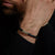 Armband aus 7mm dickem, schwarzem Leder mit Silberverschluss - Rebel&Rose Modell: RR-L0139-S-L