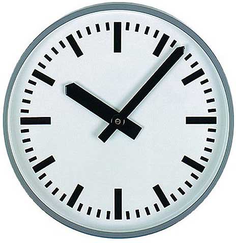 GER-Technik Wall Clock 80 cm Ø Metal • Radio-Controlled • Robust Design